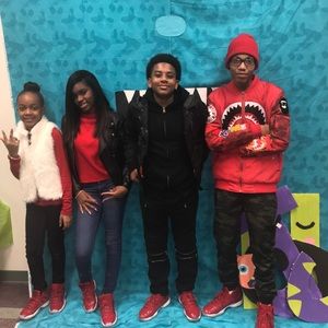 I’m the oldest 😩😩